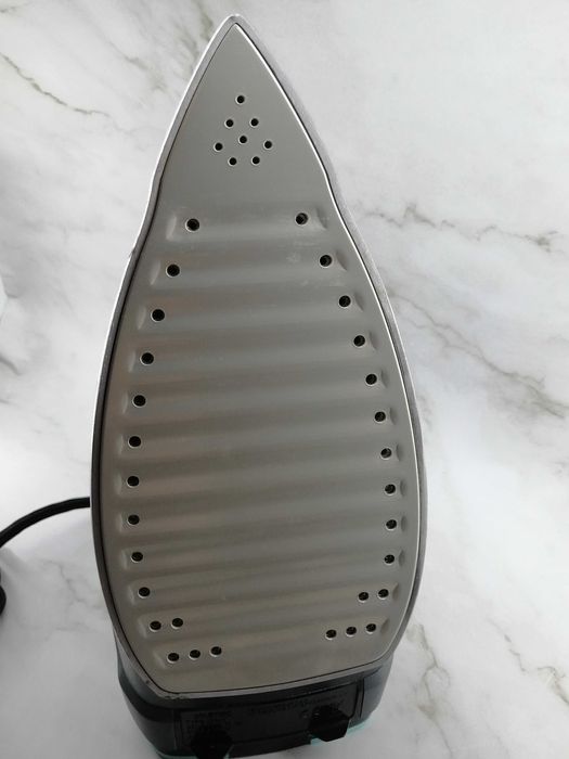 Imetec Onda 2400W żelazko czarne zielone sprawne