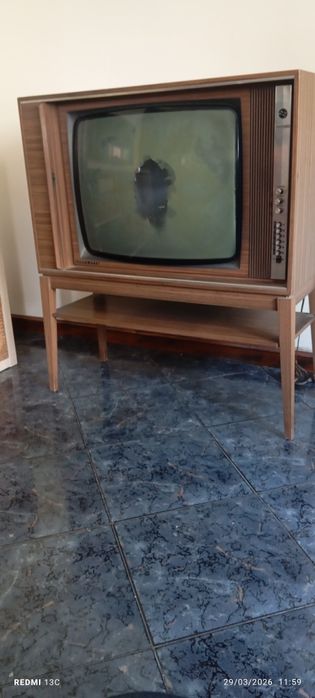 Móvel de Televisão Retro/Vintage