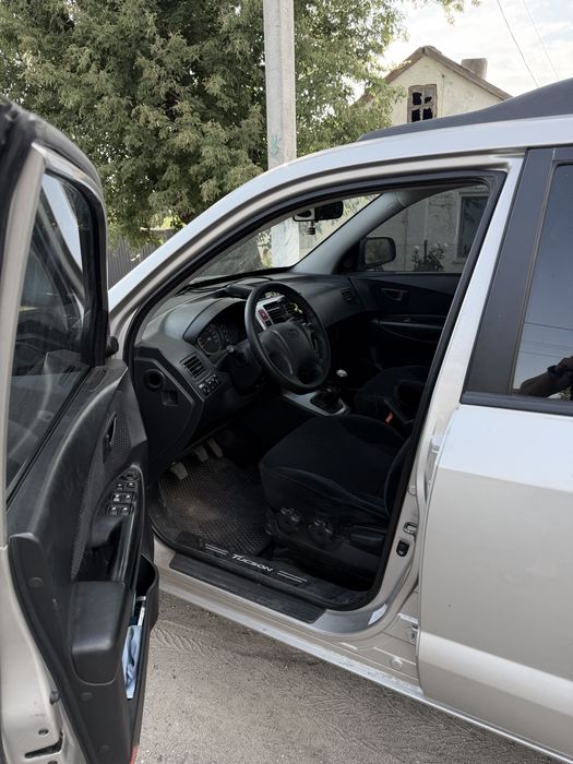 HYUNDAI TUCSON 2006 VIN KMHJN81BP7U572135 фото оголошення 2 з 9