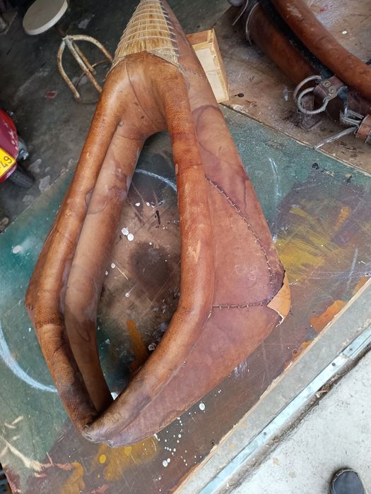 Rodas de carroça e outros