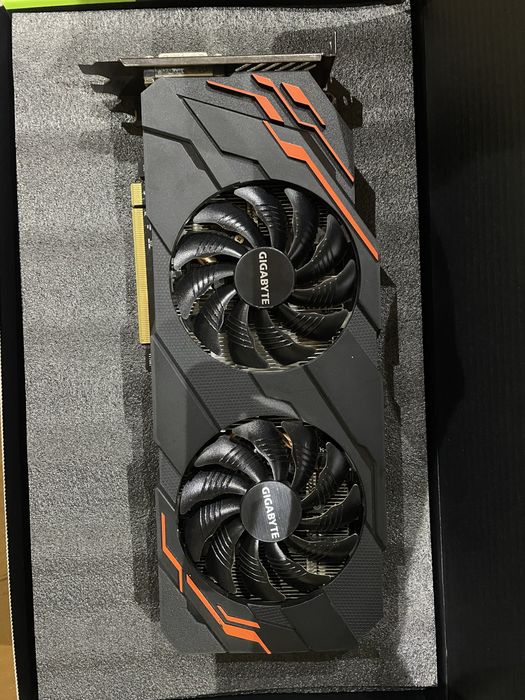 Gigabyte GTx 1070 placa gráfica