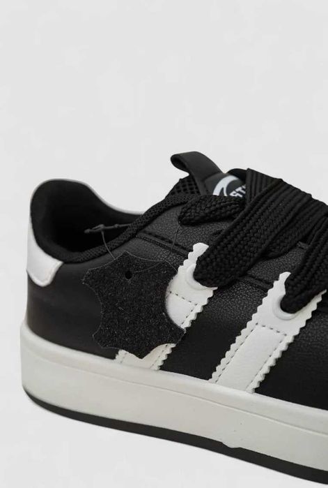 Кроссовки женские кожа, цвет черно-белый