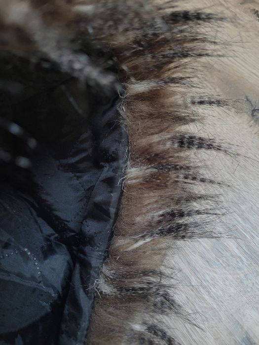 Zimowa czapka z futerkiem