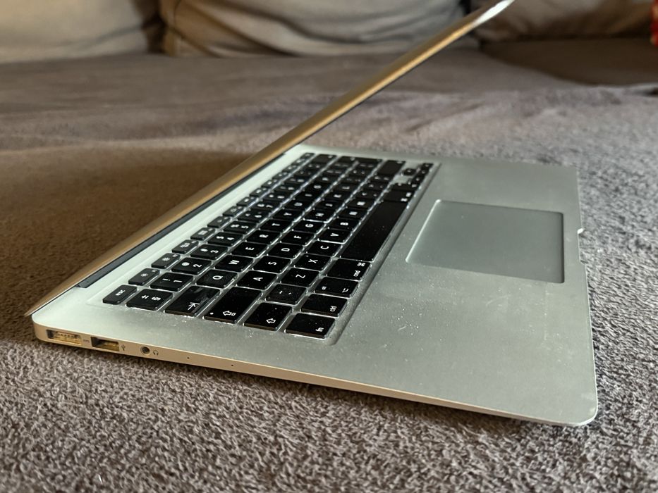 Apple Macbook Air 1466