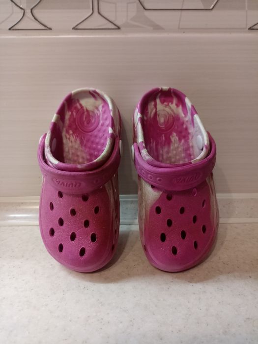 Тапочки,тапки,крокси,сабо 23/24