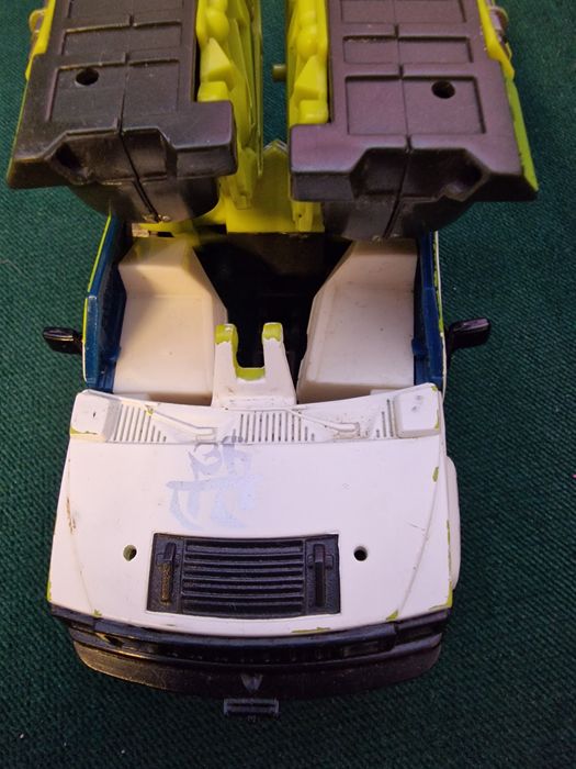 Autko transformers robot