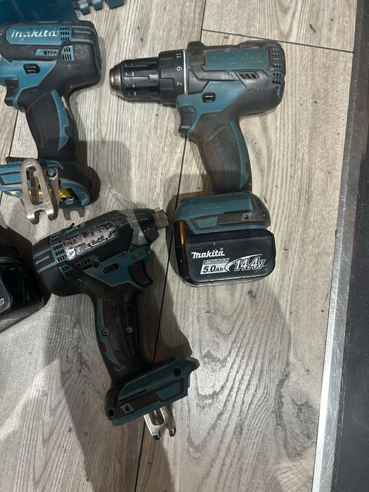 Makita zestaw 18 v plus 3 baterie i ladowarka