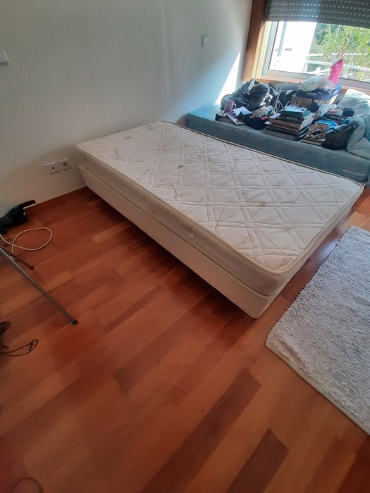Cama de Solteiro com colchão Pikolin