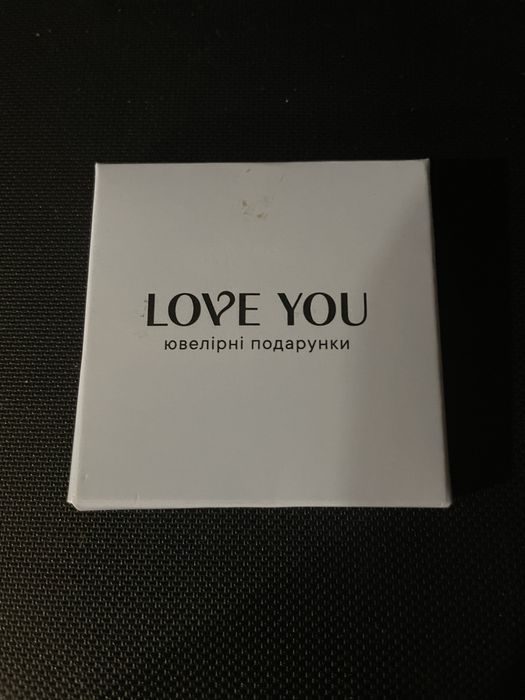 Продам сувенірну срібну монету