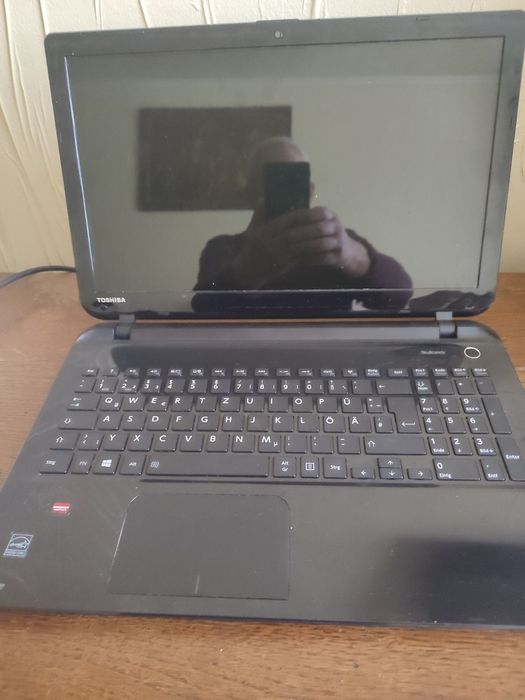 Ноутбук тошиба satelit L500