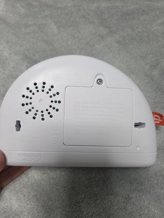 Нічник з білим шумом та музикою fisher price