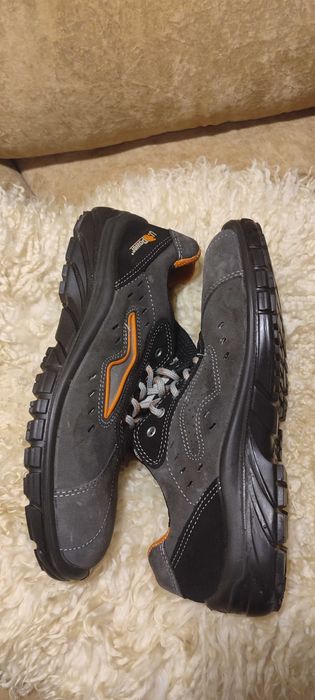 Ботинки черевики з металевим носком