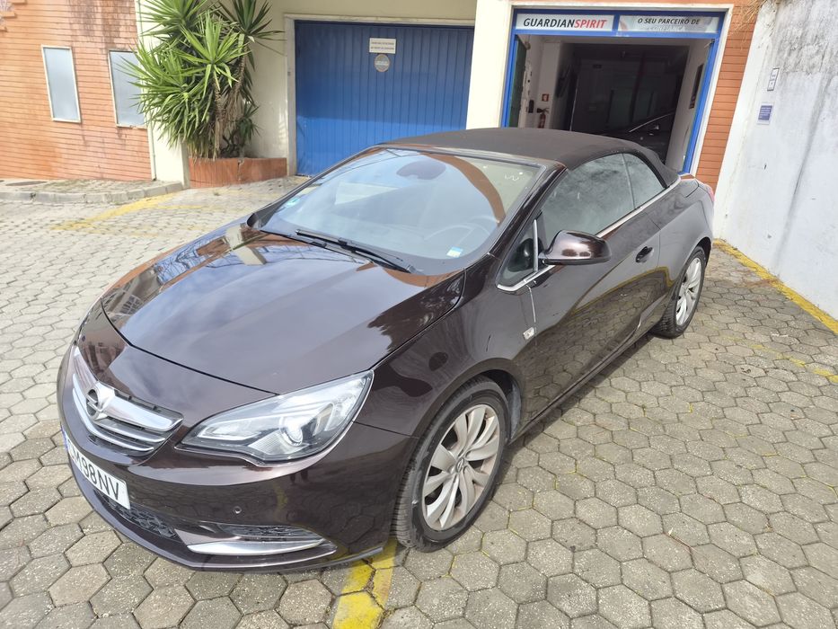 Recente Lindíssimo Com poucos kms, impecável, aceito retoma