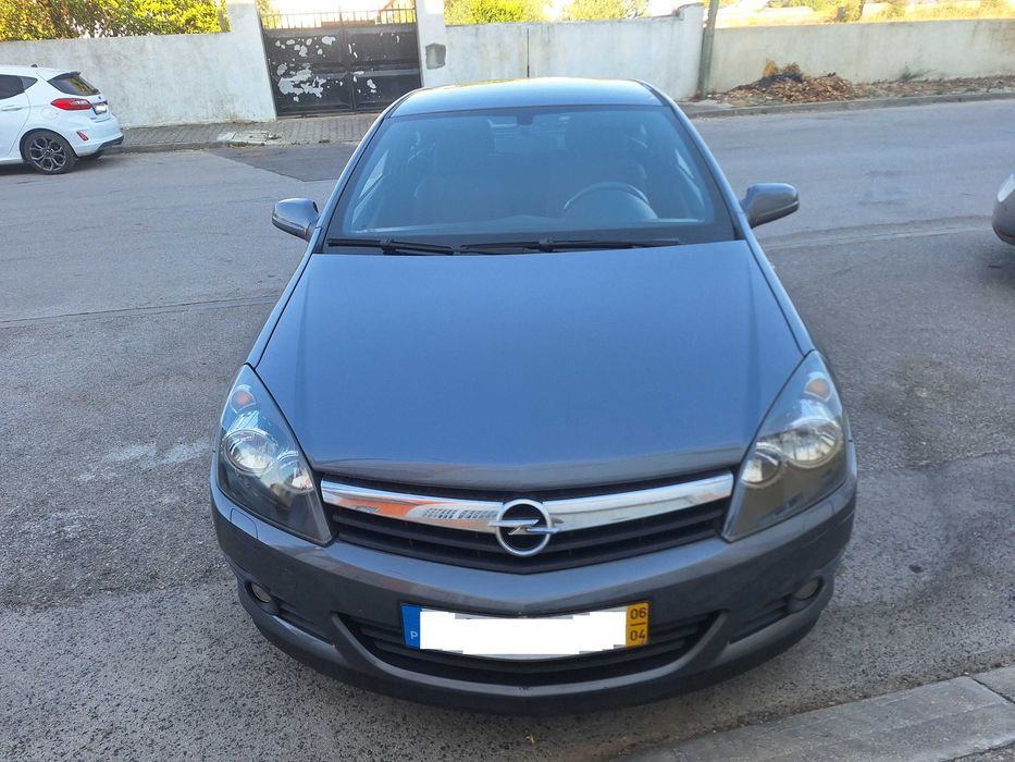Opel Artra 1.7 CDTI em bom estado geral de 2006