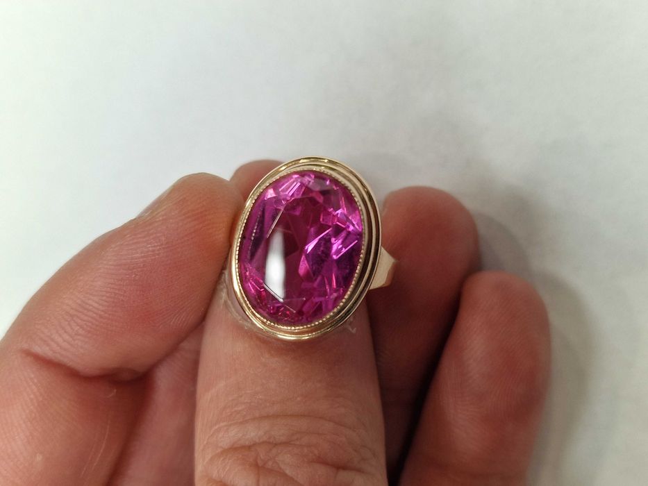 Rosja 1958/ Złoty pierścionek/ 583/ 6.16 gram/ R12/ Różowy Topaz