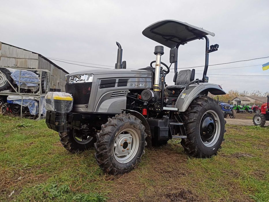 Трактор Скаут ТУ 404 2026 года ровный пол