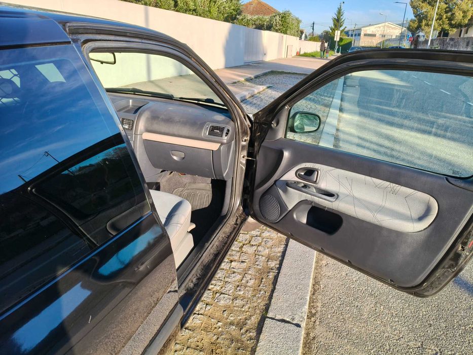 Renault Clio 1.5 DCI