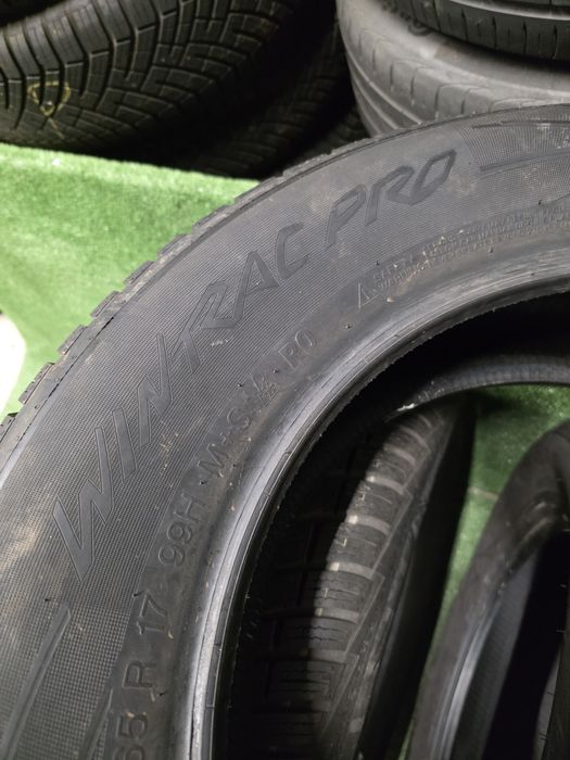 Sprzedam opony zimowe  vredestein  7mm  215/65R17