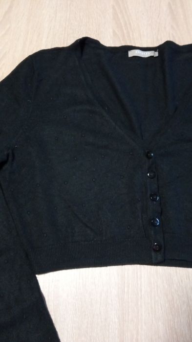 Sweterkowe  bolerko damskie Orsay