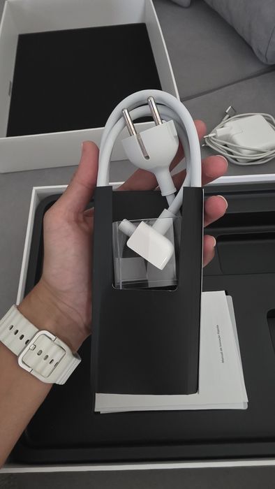 Macbook Air 13,3