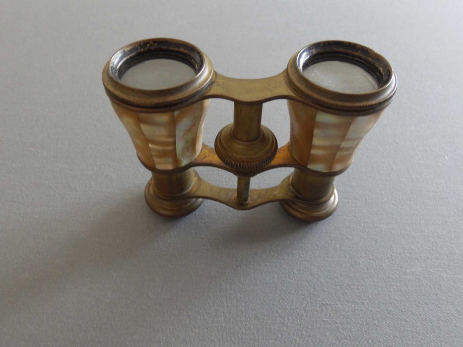 Antigos Binóculos de Teatro com Madrepérola