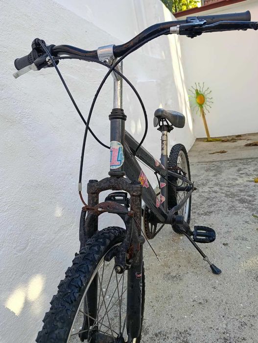 Lote de 3 Bicicletas Usadas (Criança, Júnior e Adulto) – para desocupar