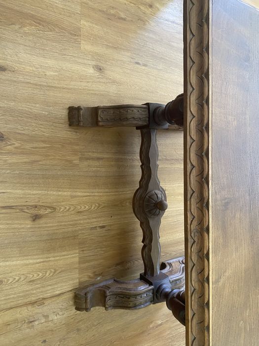 Old wooden table64584264889730122