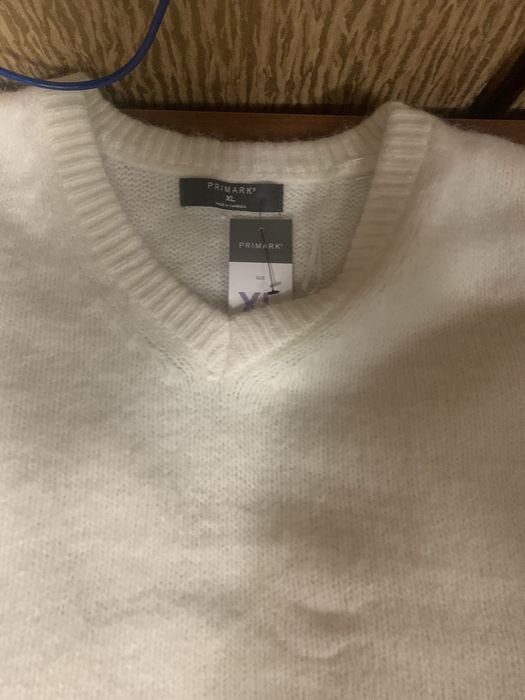 білий светр primark