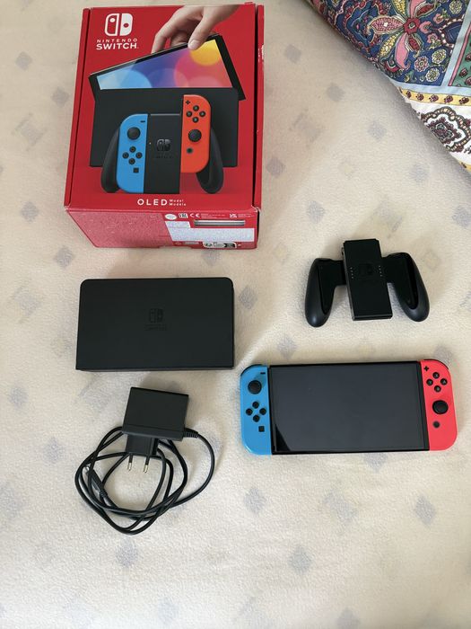 Nintendo Switch Oled desbloqueado aceito trocas