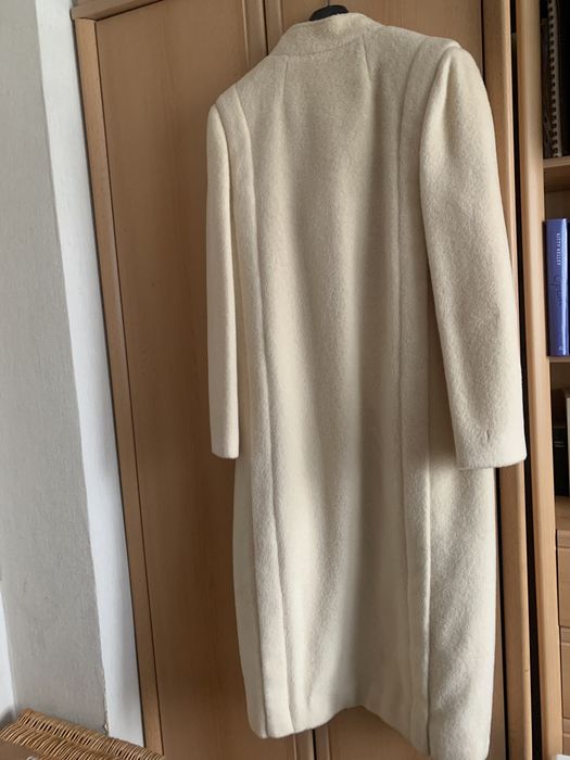 Płaszcz wełna 100% oryginalny kremowy długi