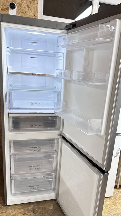 Холодильник SAMSUNG no frost,привезений з Німеччини
