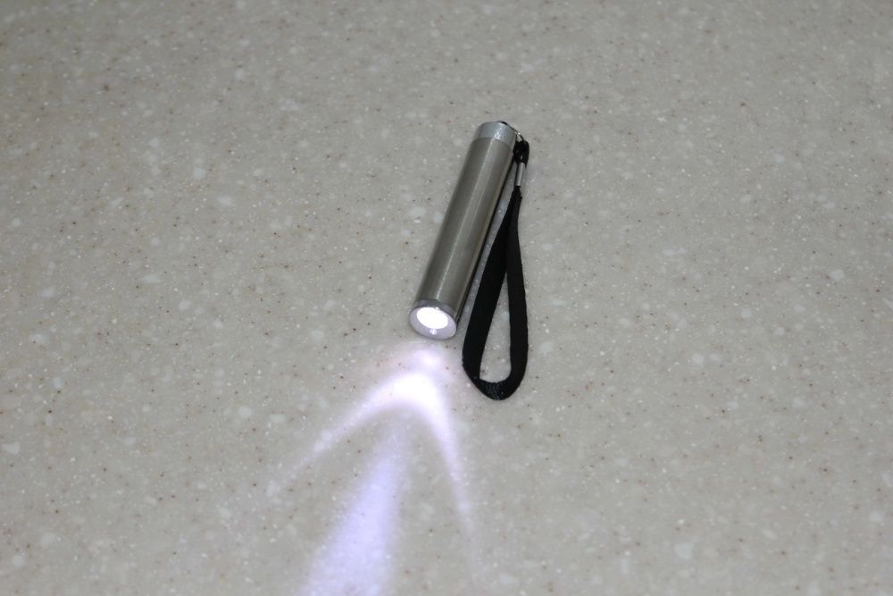 НОВАЯ Лазерная указка + LED фонарик с батарейками