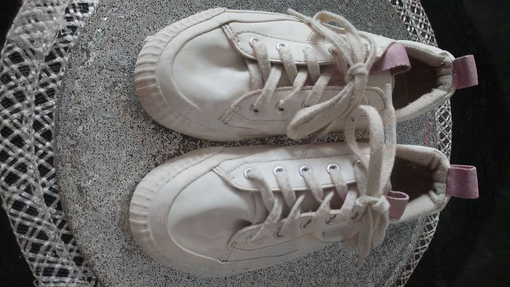 Buty dziewczece Zara rozm 33.