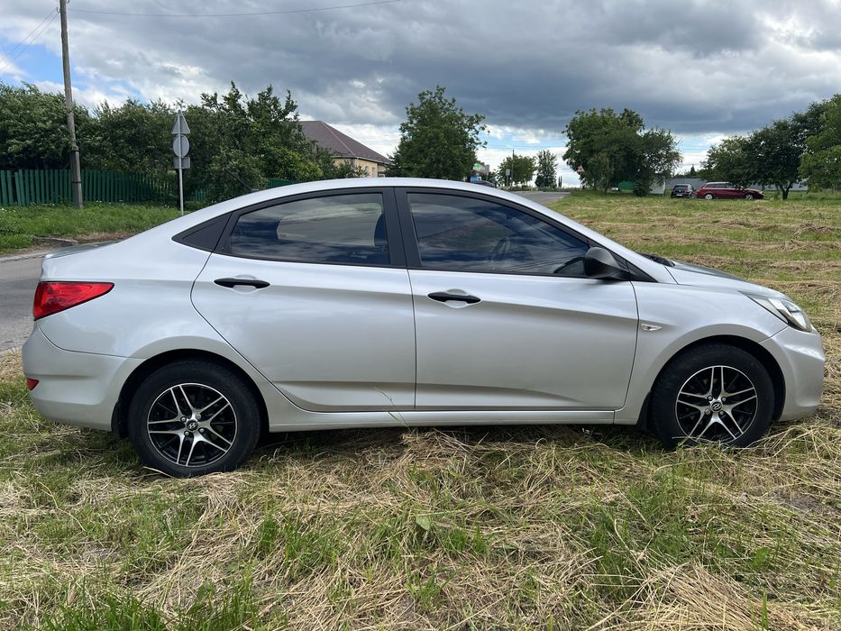 Продам свій Hyundai Accent 2013
