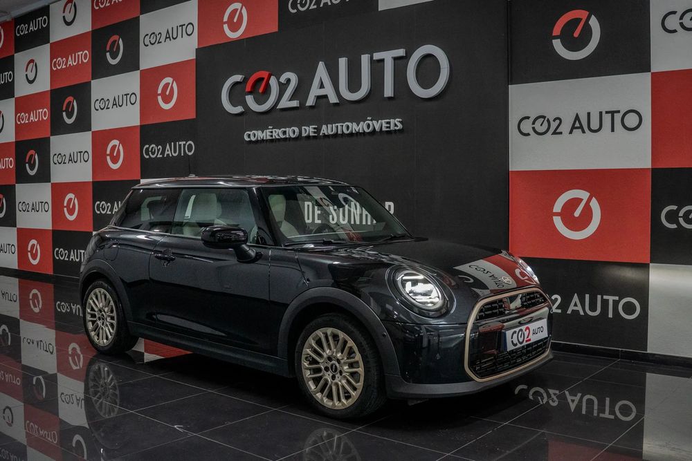 MINI 3 Portas Cooper C Favoured M