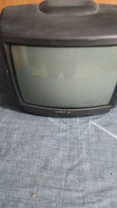 Televisão nova completamente