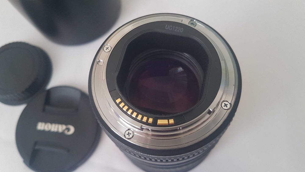 Canon EF Canon 135 mm f/2.0 L EF USM