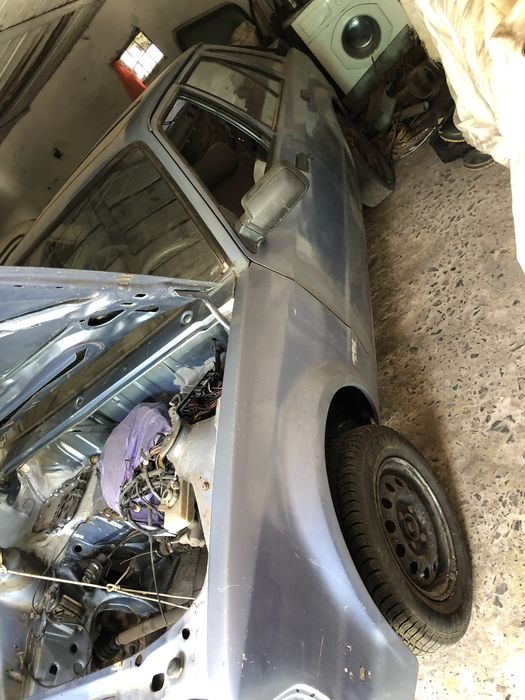 Ford escort 1.4 бензина