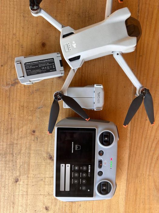Квадрокоптер DJI mini 3 pro