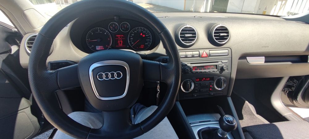 Audi A3 Sportsback 2.0 TDI impecável!
