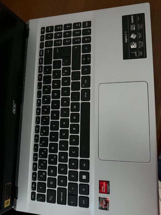 Computador Acer Aspir 3