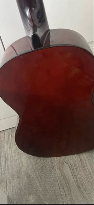 Guitarra  Valencia estabilashed 1972