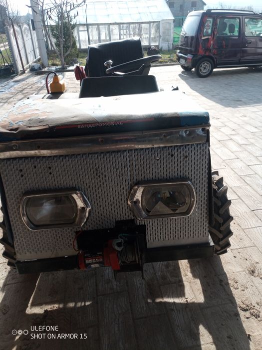 Продам Трактор 4х4 ,гідравліка електрична підйом 180кг двигун 24 кс