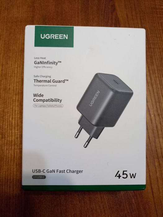 Зарядний пристрій Ugreen 45w. Швидка зарядка. Оригінал