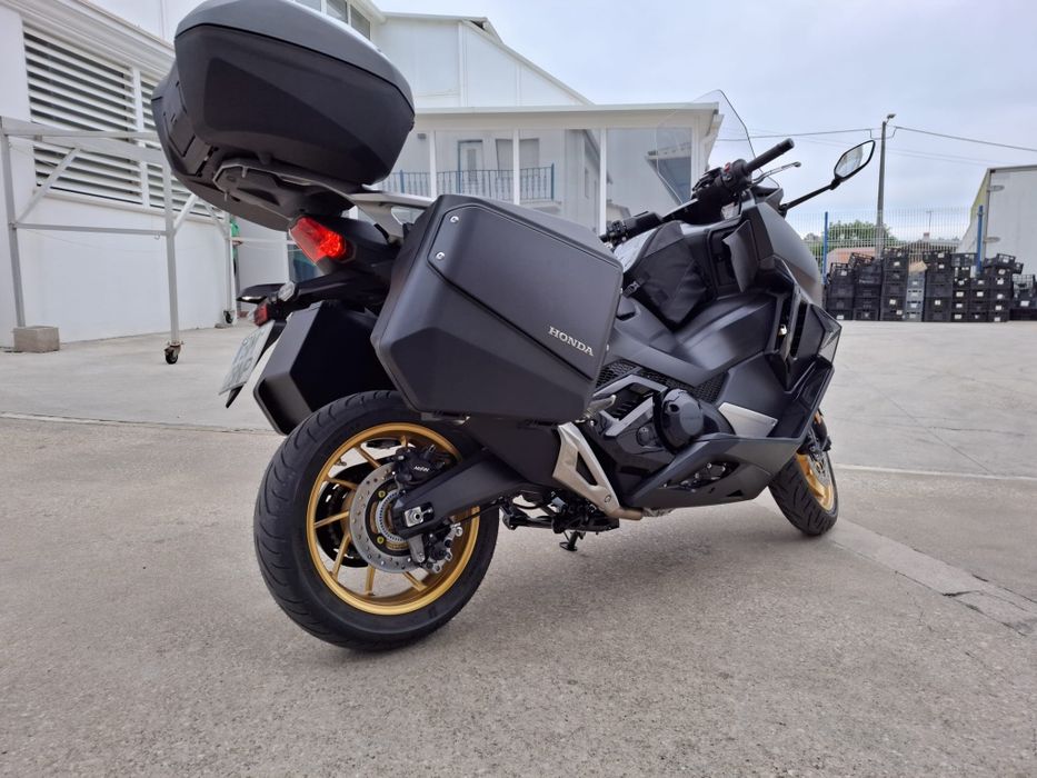 Honda Forza 750 DCT 2 mil kms
