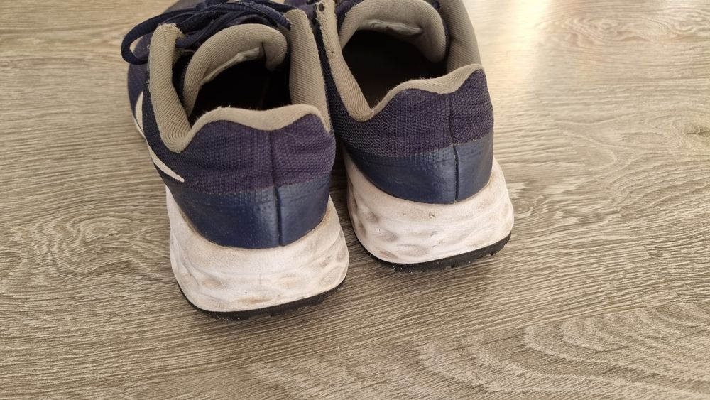 Buty sportowe  nike  roz 40