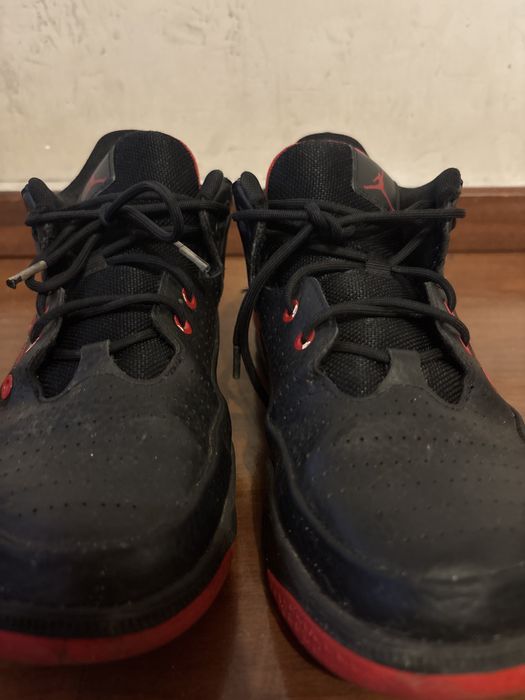 Buty nike jordan max aura 5 roz.40