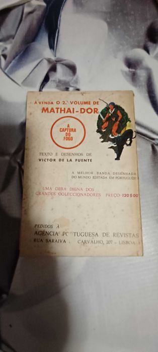 Livro _O Traidor_ de Henry Keystone