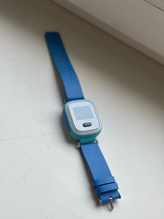 Дитячі розумні часи Smart  з GPS, телефон. Стан ідеал!