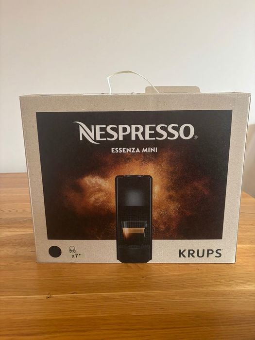 Ekspress Nespresso Essenza Mini